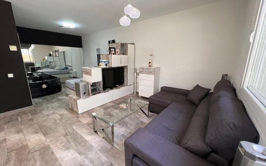 Byty / Apartmány Apartmán na prízemí v La Carihuela provincia Málaga