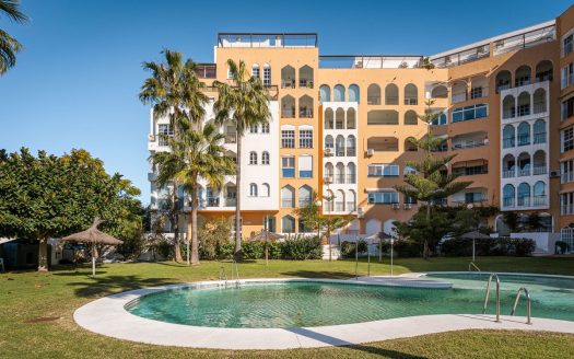 Byty / Apartmány Byt na prízemí v Estepona provincia Málaga