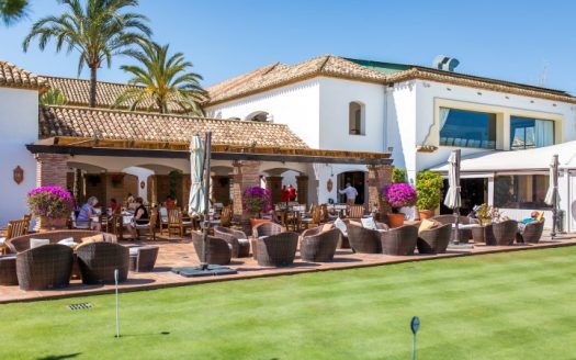 Byty / Apartmány Strešný apartmán najvyššie poschodie v La Cala Golf provincia Málaga